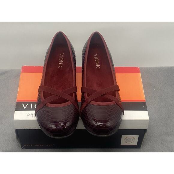 Vionic Women’s Dakota Orthaheel Croc Wedge Leather Shoes Plum Size 7.5 Comfort - Picture 1 of 6